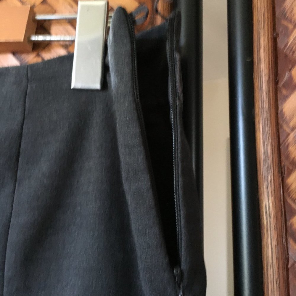 H&M Charcoal Grey Fall Kick Pleated Career Skirt US 8 Office Siren - Picture 7 of 12